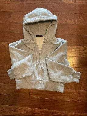 Brandy Melville Light Gray Crop Zip up Hoodie